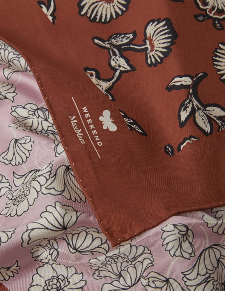 Weekend Max Mara Onesto silk scarf - picture 2 Weekend Max Mara Onesto silk scarf - picture 2