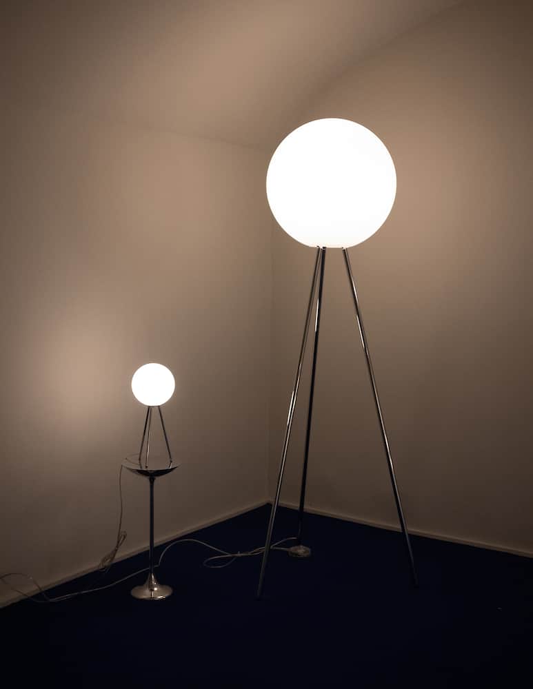 Fontana Arte Table lamp Signorina - picture 3 Fontana Arte Table lamp Signorina - picture 3