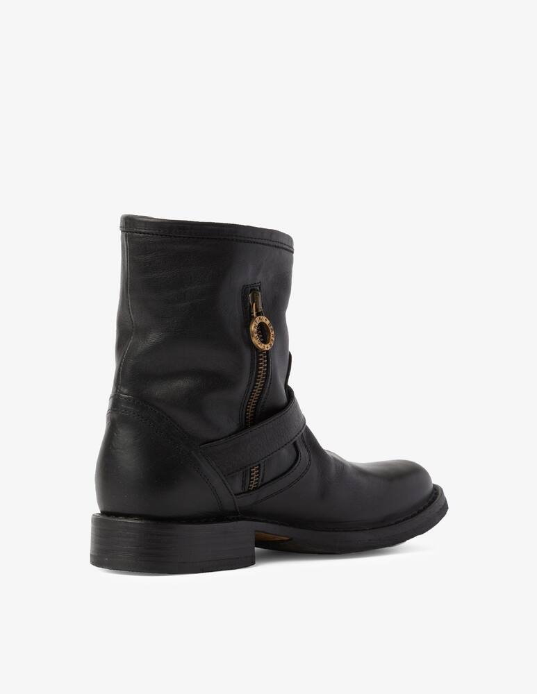 rinascente Fiorentini + Baker Leather booties with buckle - Black