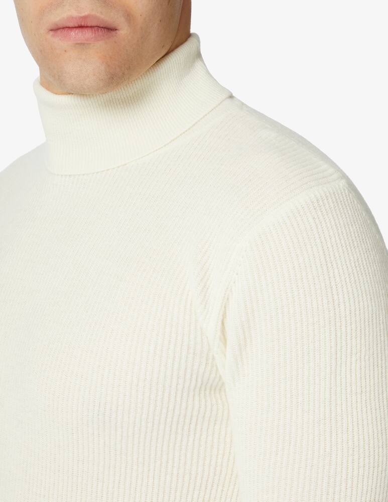 rinascente Ferrante Dolcevita costa inglese