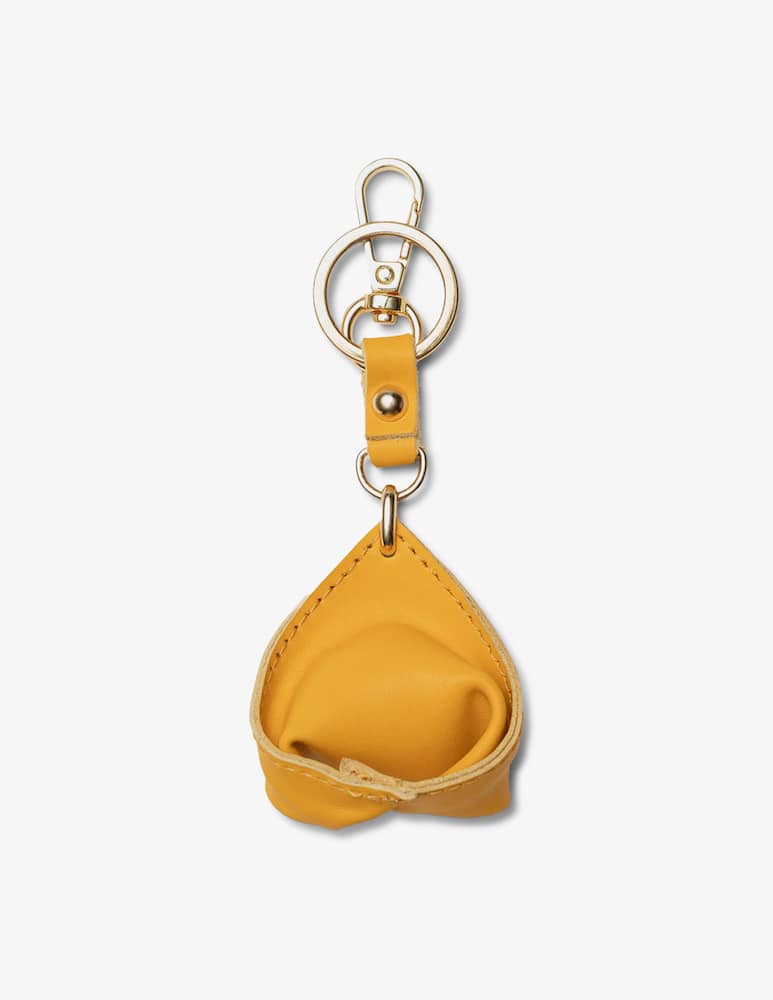 Arron Charm tortellone in pelle - immagine 1 Arron Charm tortellone in pelle - immagine 1