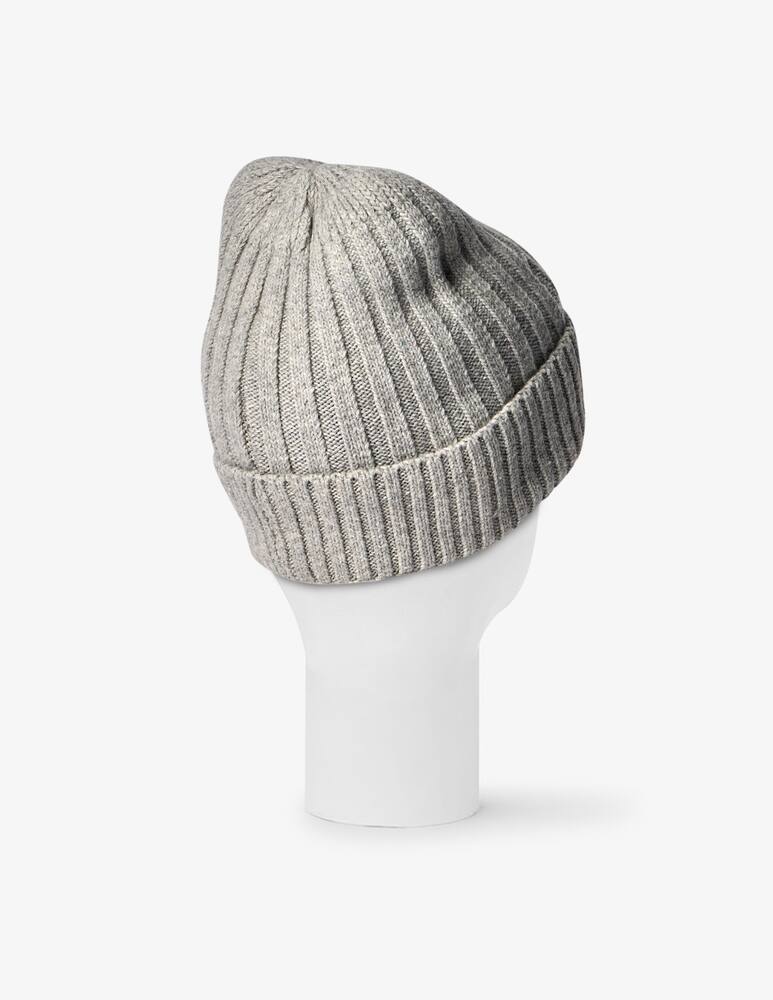 rinascente Linea Daria Berretto "If you are reading this it means that you are too close"