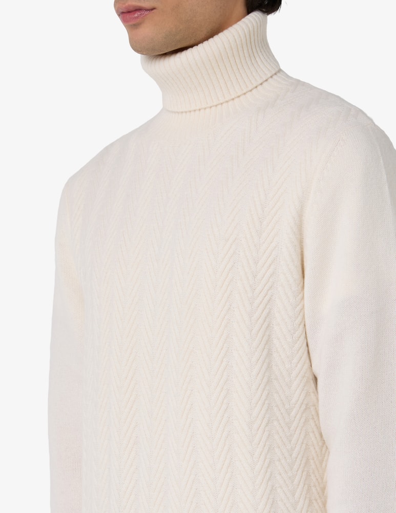 Pure Cashmere Chevron dolcevita jumper - picture 4 Pure Cashmere Chevron dolcevita jumper - picture 4