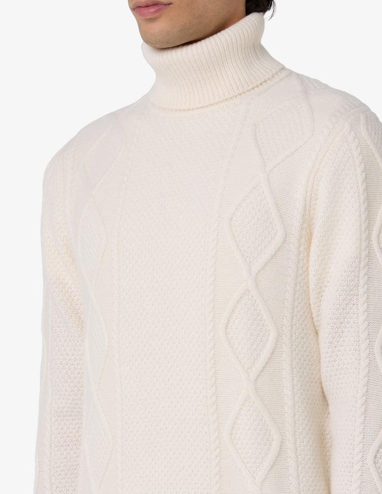 Pure Cashmere Cable knit cashmere turtleneck - picture 4 Pure Cashmere Cable knit cashmere turtleneck - picture 4