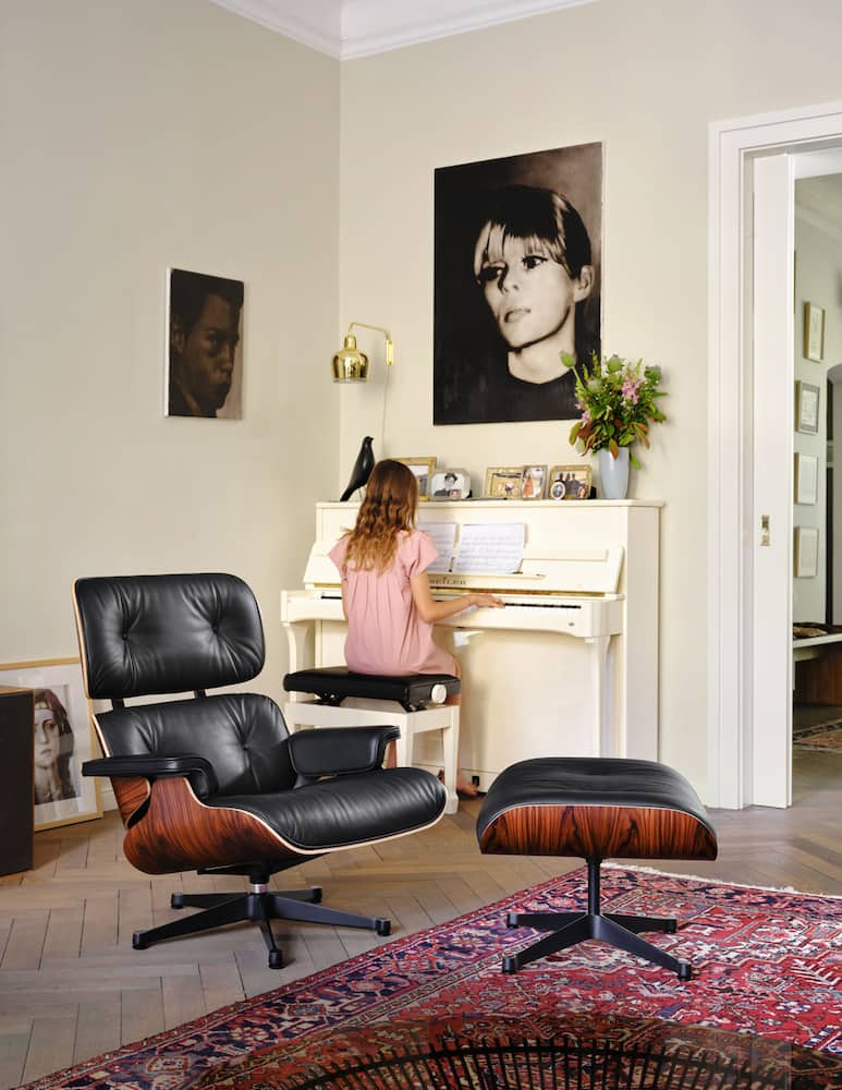Vitra Poltrona Lounge & Ottoman - immagine 3 Vitra Poltrona Lounge & Ottoman - immagine 3