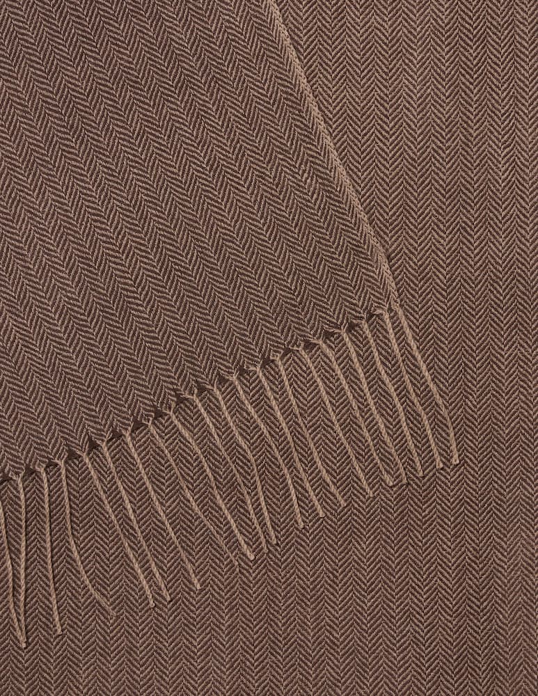 Pure Cashmere Herringbone fringe scarf - picture 2 Pure Cashmere Herringbone fringe scarf - picture 2