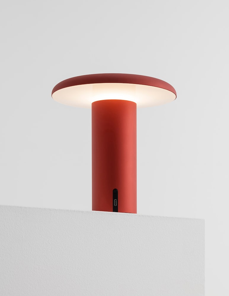 Artemide Lampada da tavolo Takku - immagine 1 Artemide Lampada da tavolo Takku - immagine 1