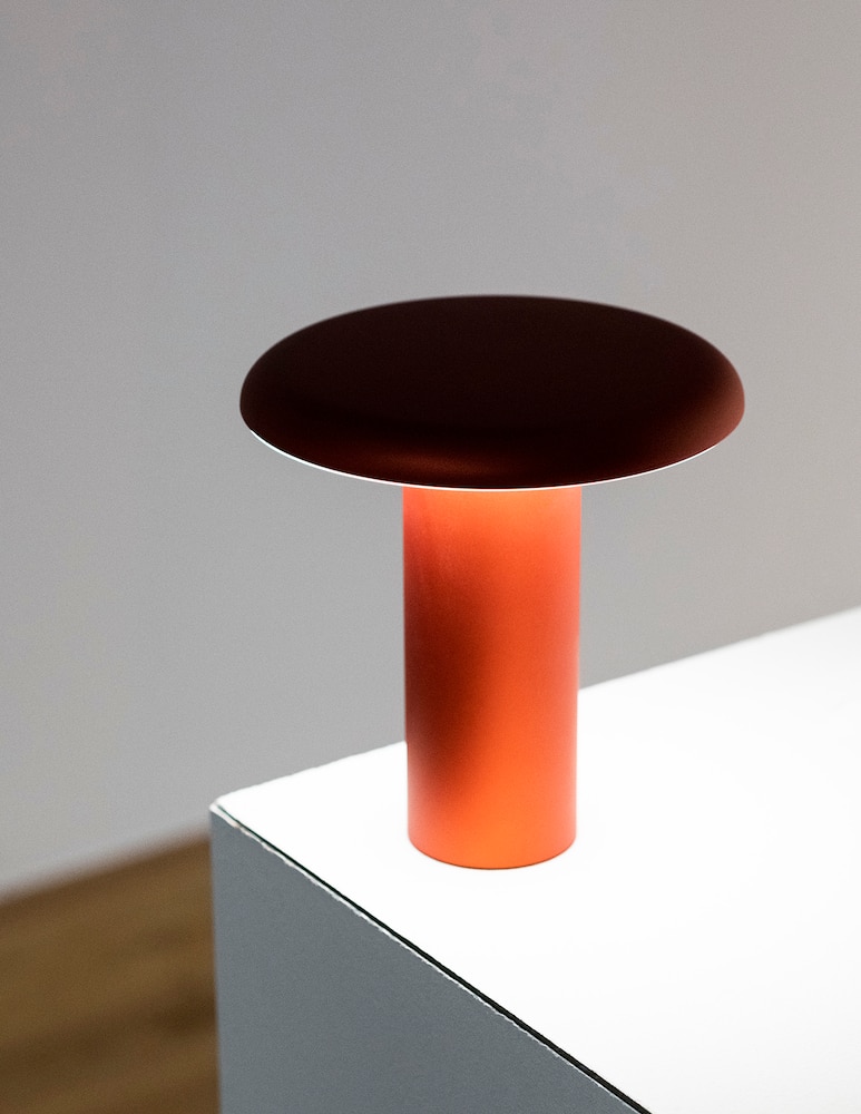 Artemide Lampada da tavolo Takku - immagine 3 Artemide Lampada da tavolo Takku - immagine 3