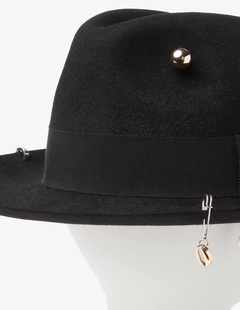 rinascente Ruslan Baginskiy Self-tie piercing fedora hat - Black