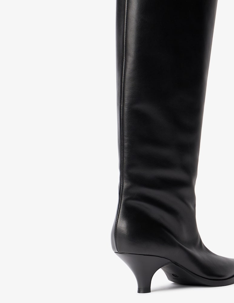 Strategia Knee-high boots with kitten heel - picture 4 Strategia Knee-high boots with kitten heel - picture 4