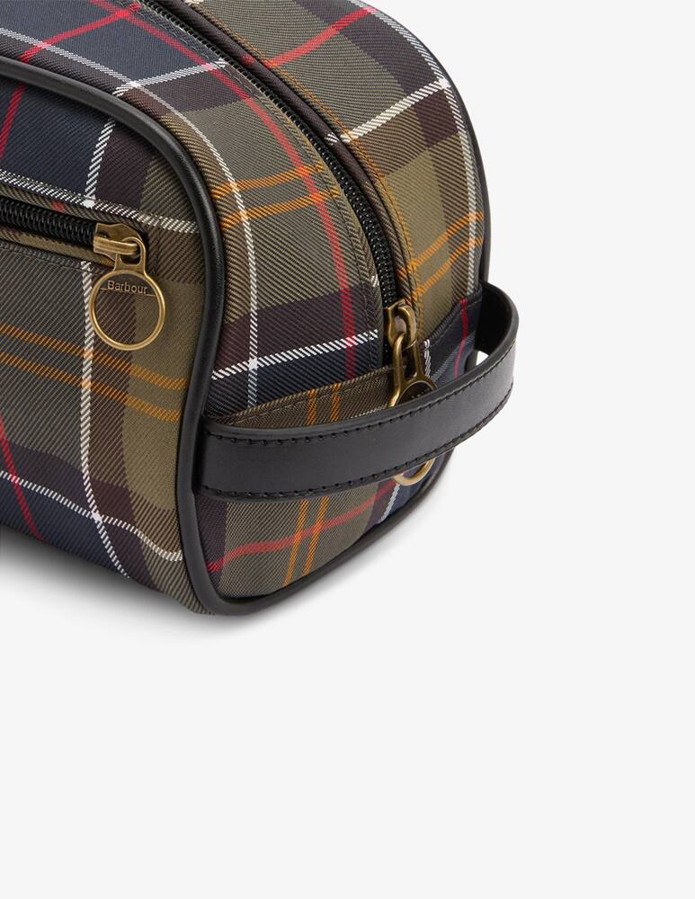 rinascente Barbour Tartan washbag