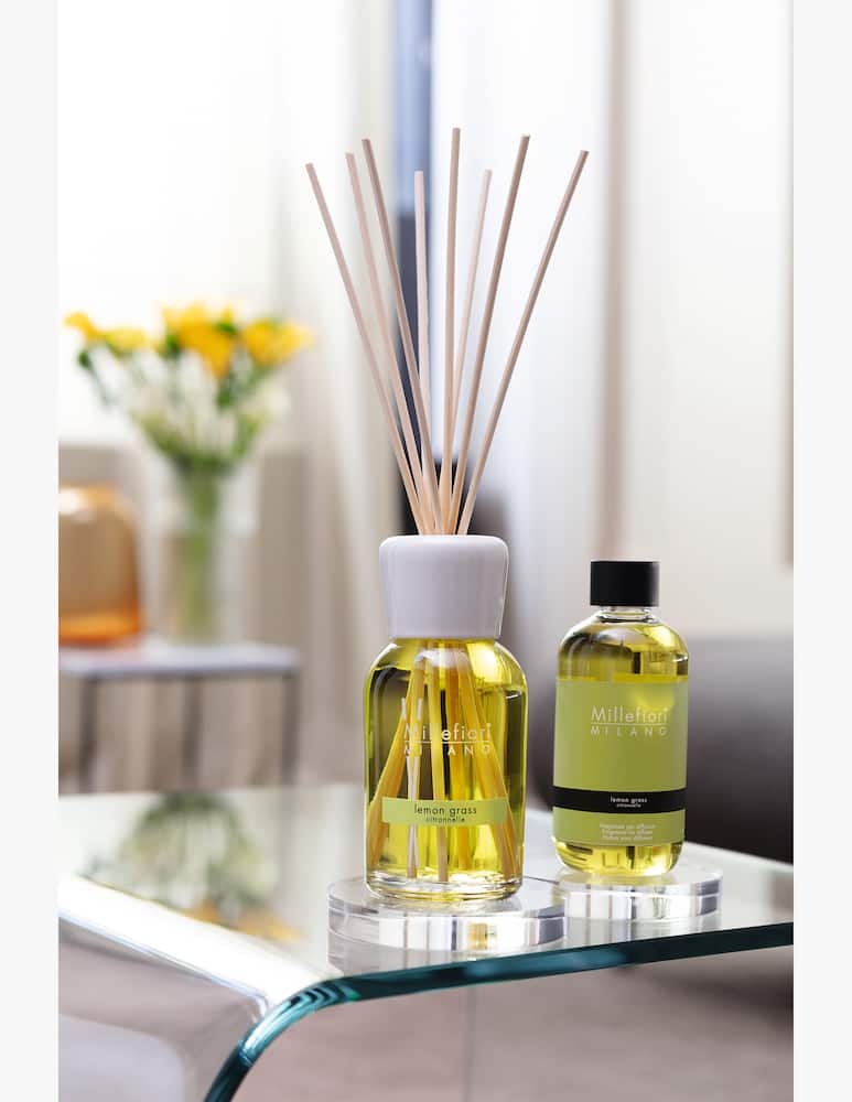 Millefiori Milano Fragranza Per Diffusore 500ml Lemon Grass - immagine 2 Millefiori Milano Fragranza Per Diffusore 500ml Lemon Grass - immagine 2