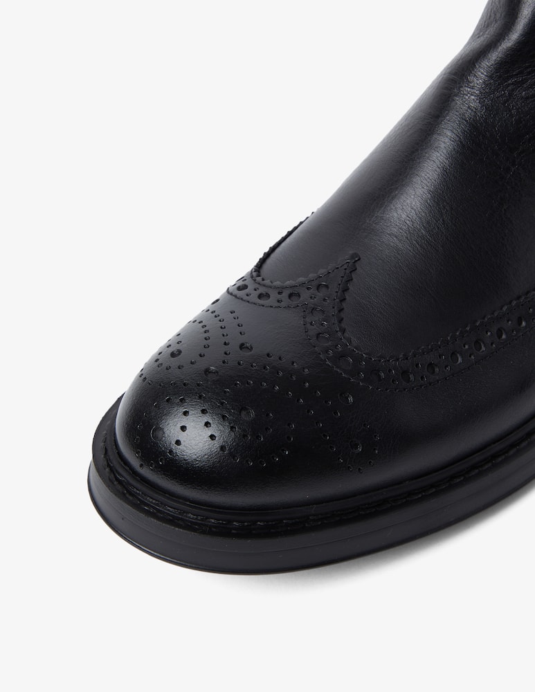 rinascente Doucal's Chelsea boot triumph