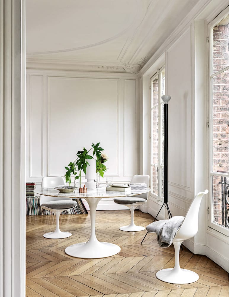 Knoll Table Saarinen Round - picture 2 Knoll Table Saarinen Round - picture 2