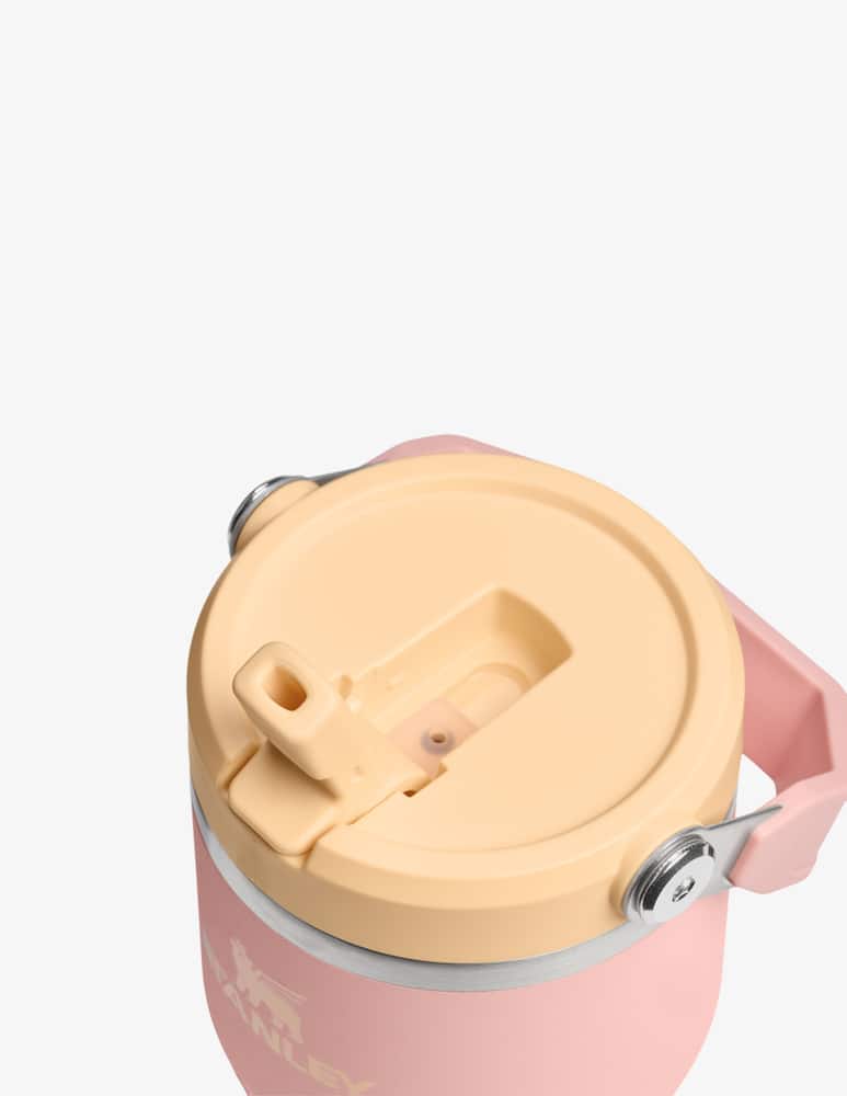 Stanley 1913 IceFlow™ Flip Straw Tumbler 0.59L - picture 3 Stanley 1913 IceFlow™ Flip Straw Tumbler 0.59L - picture 3