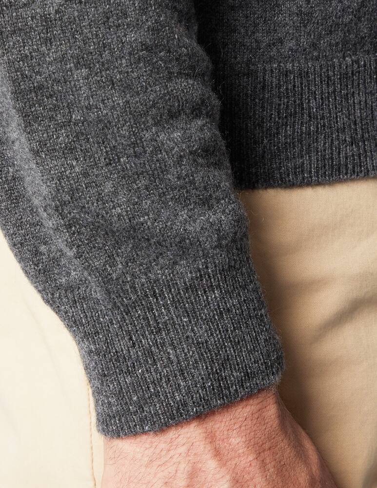 Pure Cashmere Roundneck jumper in cashmere - picture 5 Pure Cashmere Roundneck jumper in cashmere - picture 5