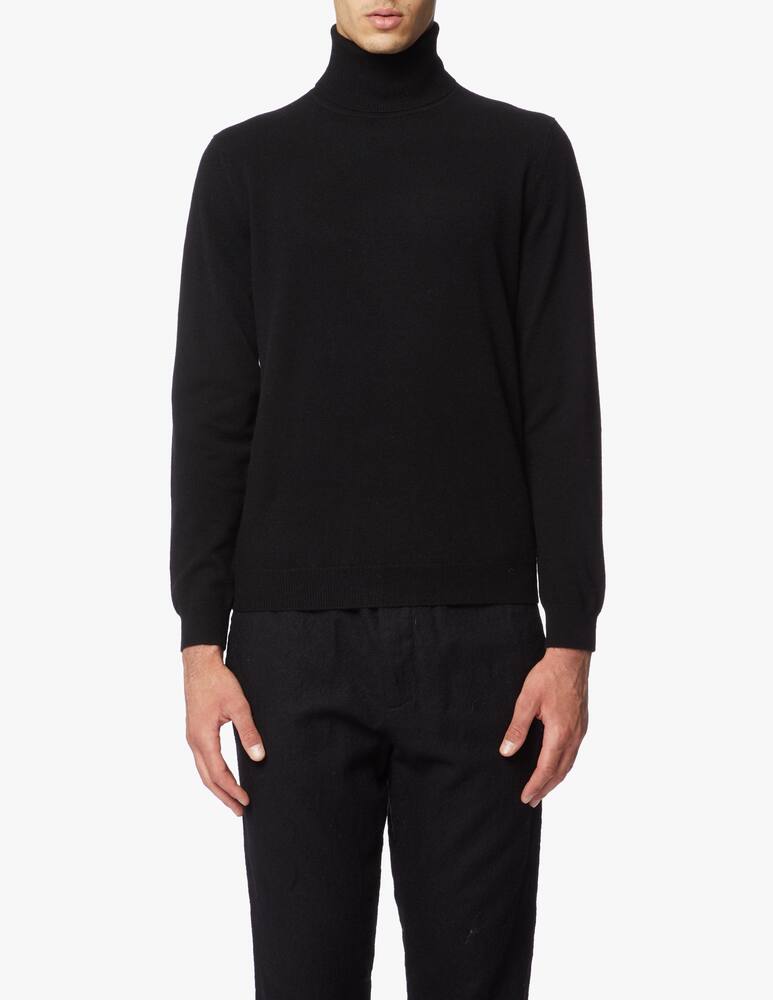 Pure Cashmere Turtleneck in cashmere - picture 4 Pure Cashmere Turtleneck in cashmere - picture 4