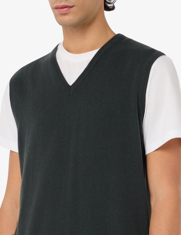 Rinascente Collection V-neck lambswool gilet - picture 4 Rinascente Collection V-neck lambswool gilet - picture 4