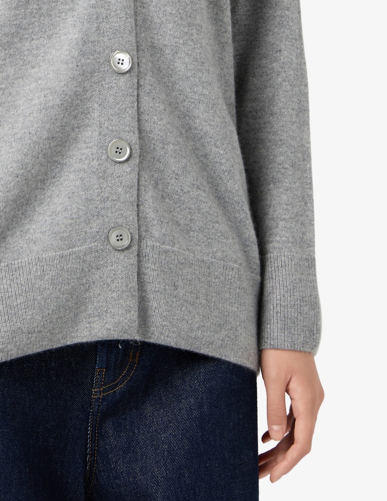 Pure Cashmere V neck cardigan - picture 4 Pure Cashmere V neck cardigan - picture 4