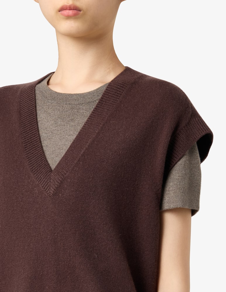 Pure Cashmere V neck gilet - picture 4 Pure Cashmere V neck gilet - picture 4