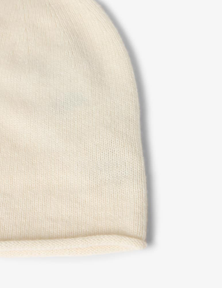 Pure Cashmere Cashmere beanie - picture 4 Pure Cashmere Cashmere beanie - picture 4