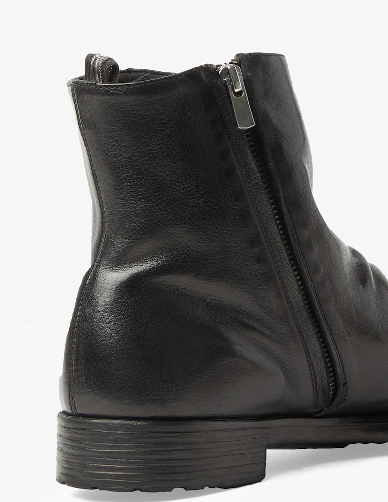 Officine Creative Hive 010 chelsea boots - picture 2 Officine Creative Hive 010 chelsea boots - picture 2