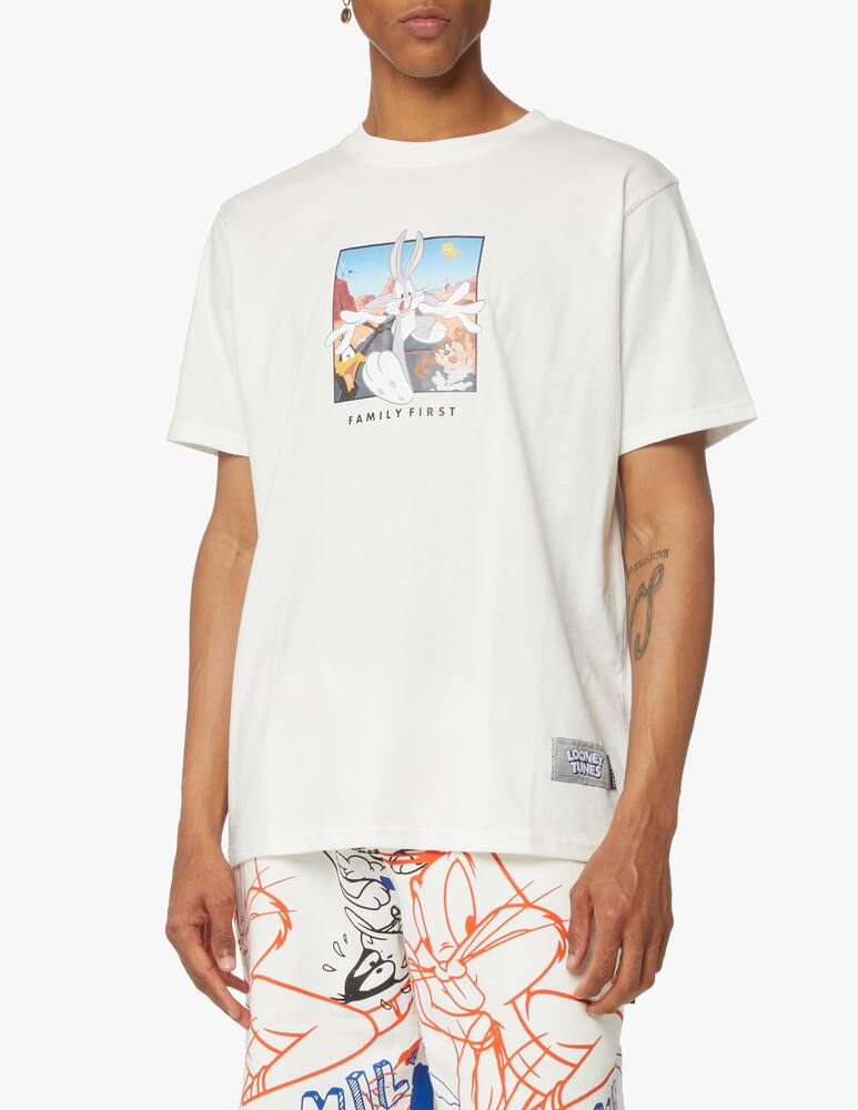 Family First Box logo x looney tunes t-shirt - white - picture 1 Family First Box logo x looney tunes t-shirt - white - picture 1