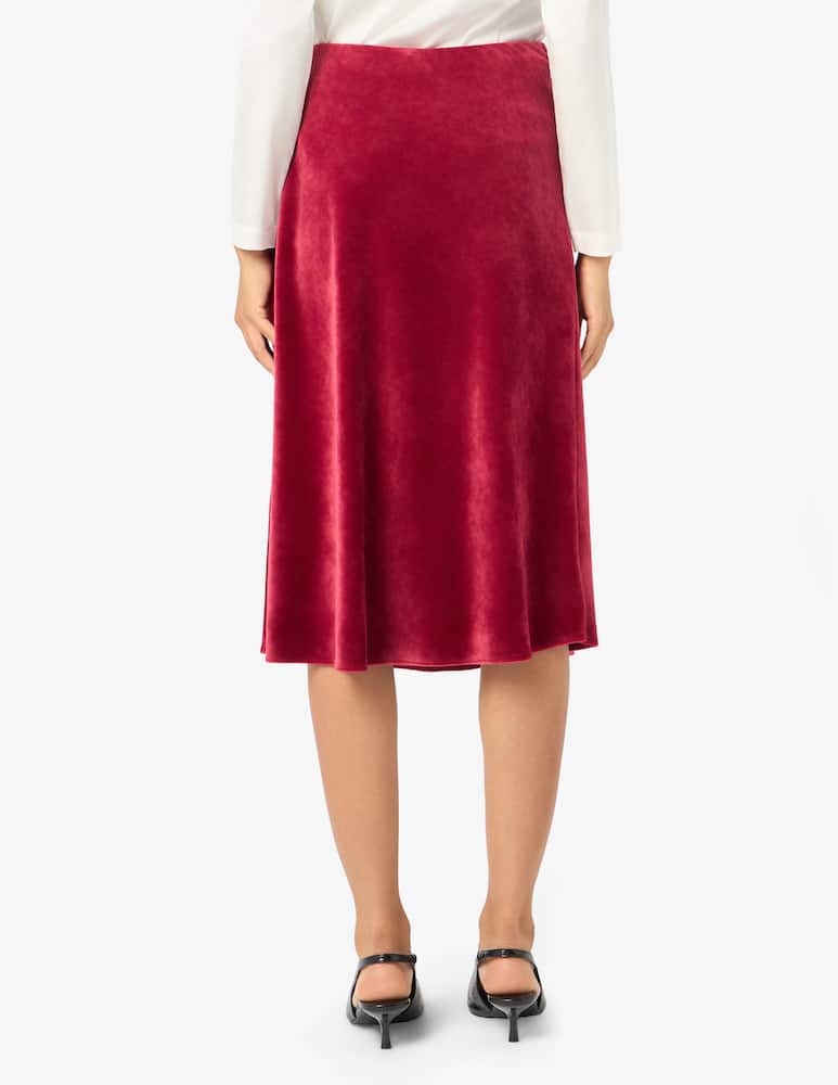 Elizabeth Ascot Velvet midi skirt - picture 3 Elizabeth Ascot Velvet midi skirt - picture 3