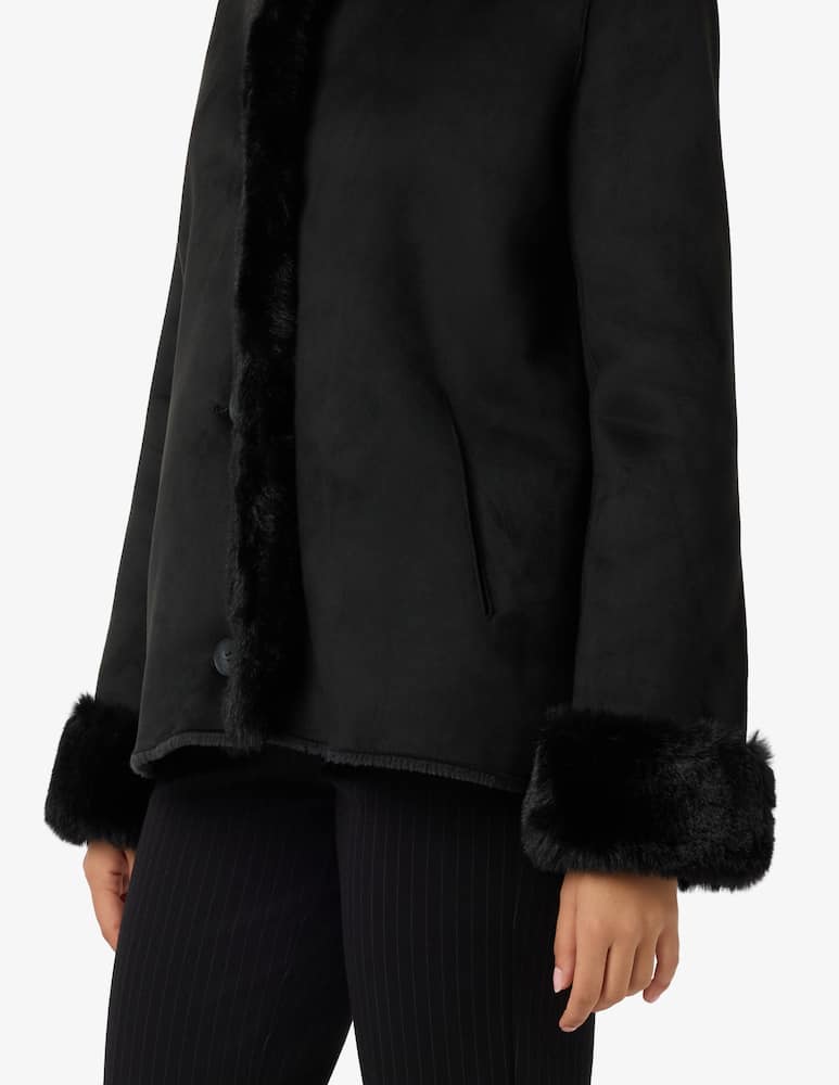 Elizabeth Ascot Faux fur jacket - picture 4 Elizabeth Ascot Faux fur jacket - picture 4
