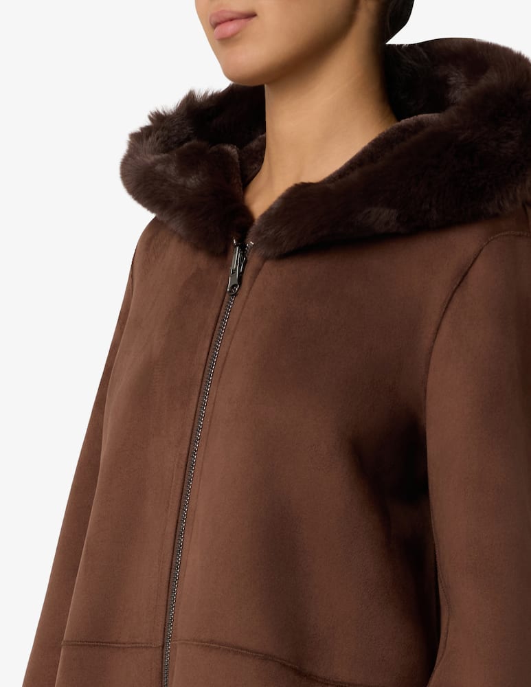 Elizabeth Ascot Faux fur hood coat - picture 4 Elizabeth Ascot Faux fur hood coat - picture 4
