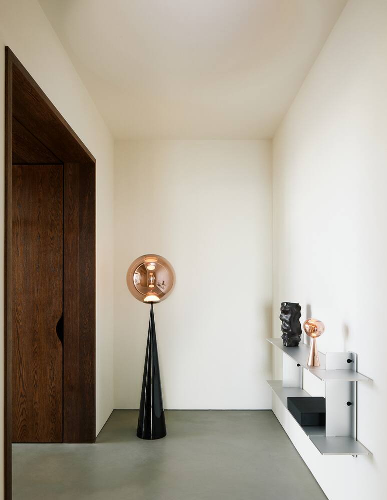 Tom Dixon Lampada da Terrar Globe Cone Fat LED - immagine 3 Tom Dixon Lampada da Terrar Globe Cone Fat LED - immagine 3