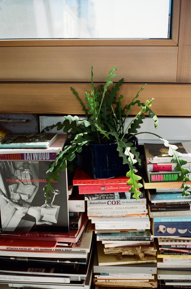 rinascente Artek Riihitie Plant Pot medium size - blue