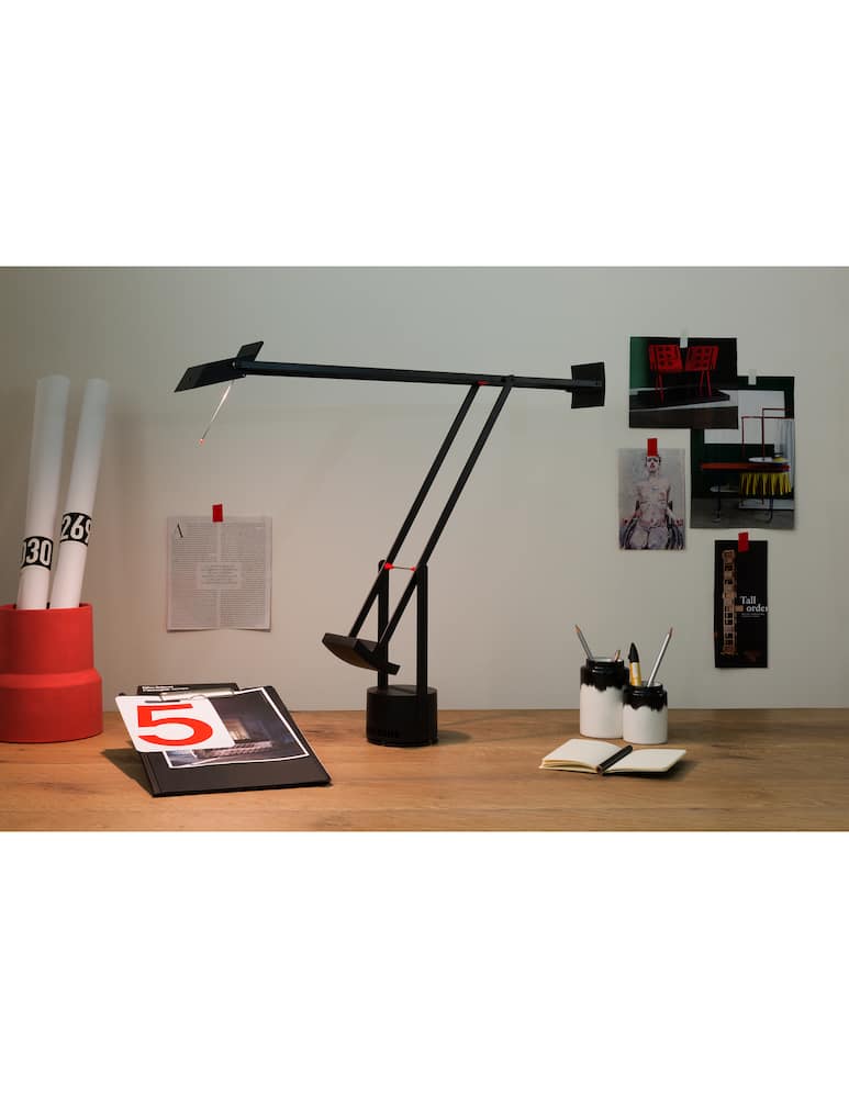 Artemide Tizio Lampada da Tavolo - immagine 2 Artemide Tizio Lampada da Tavolo - immagine 2