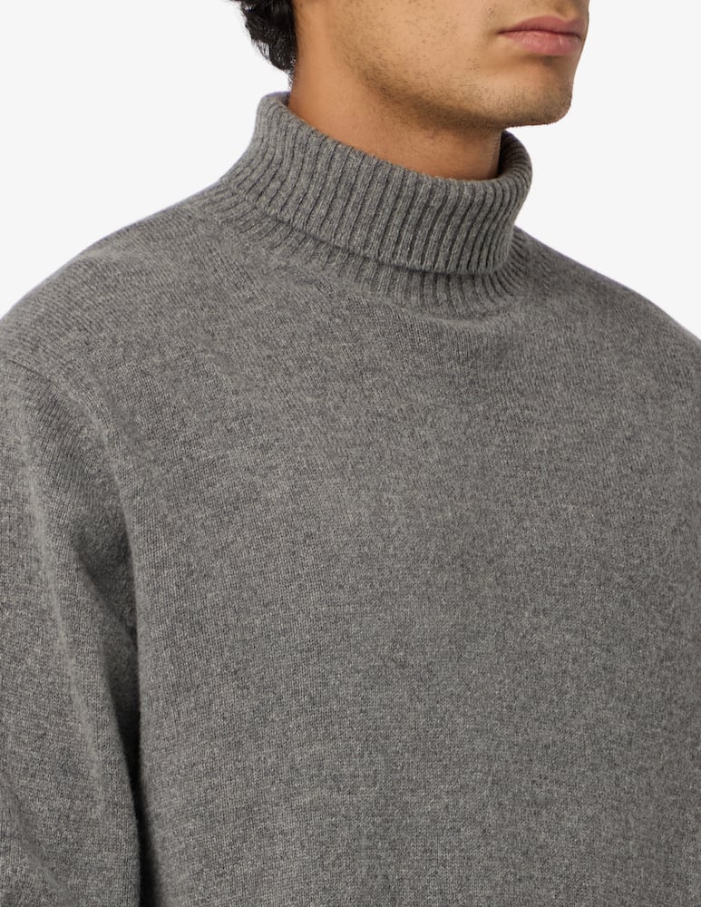 Misaky turtleneck jumper - picture 4 Misaky turtleneck jumper - picture 4