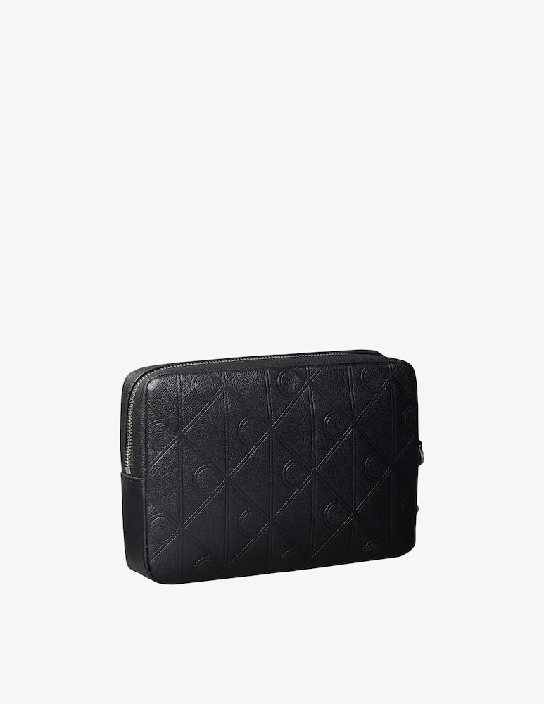 rinascente Calvin Klein Pouch goffrata con logo