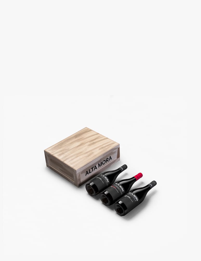 Alta Mora Cassetta In Legno Le Contrade 3x750ml - immagine 1 Alta Mora Cassetta In Legno Le Contrade 3x750ml - immagine 1