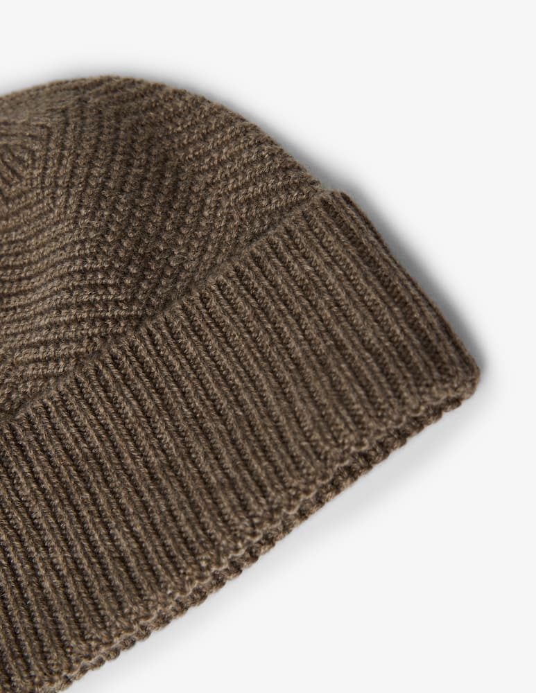 Pure Cashmere cashmere beanie - picture 4 Pure Cashmere cashmere beanie - picture 4