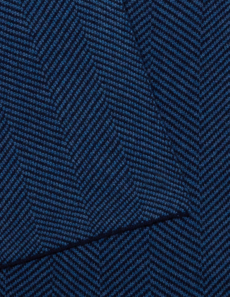 Pure Cashmere Herringbone scarf - picture 2 Pure Cashmere Herringbone scarf - picture 2