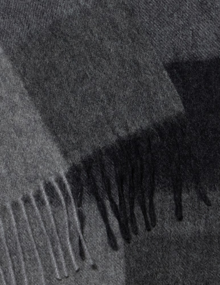 Pure Cashmere Checked cashmere scarf - picture 2 Pure Cashmere Checked cashmere scarf - picture 2