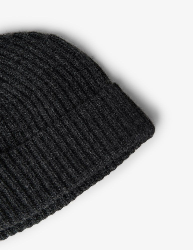 Pure Cashmere cashmere beanie - picture 4 Pure Cashmere cashmere beanie - picture 4