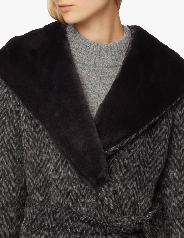 rinascente Cinzia Rocca Cappotto con cintura e cappuccio in pelliccia sintetica