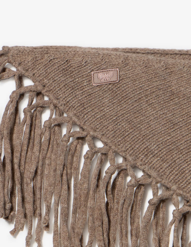 Weekend Max Mara Fringed triangle shawl - picture 2 Weekend Max Mara Fringed triangle shawl - picture 2
