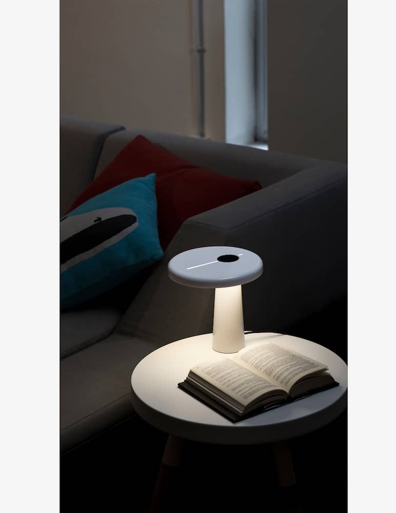 Martinelli Luce Lampada da tavolo Hoop - immagine 3 Martinelli Luce Lampada da tavolo Hoop - immagine 3
