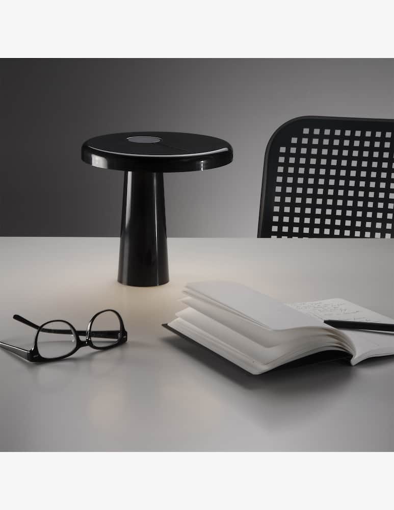 Martinelli Luce Lampada da tavolo Hoop - immagine 2 Martinelli Luce Lampada da tavolo Hoop - immagine 2