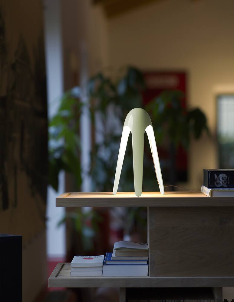 Martinelli Luce Lampada da tavolo Cyborg 4,5W Led - immagine 2 Martinelli Luce Lampada da tavolo Cyborg 4,5W Led - immagine 2