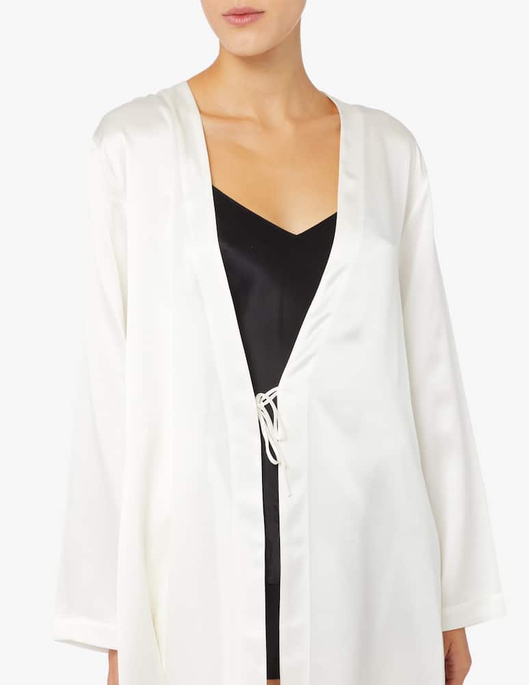 Luna di Seta Short silk dressing gown - picture 3 Luna di Seta Short silk dressing gown - picture 3