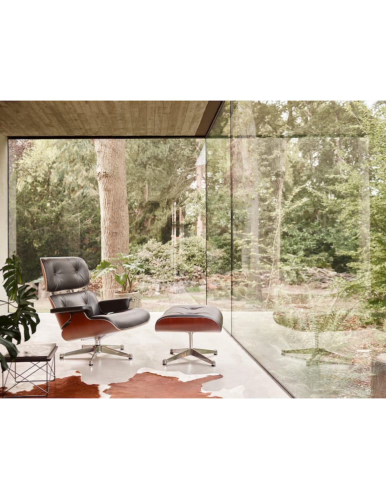 rinascente Vitra Lounge Chair & Ottoman - Nero