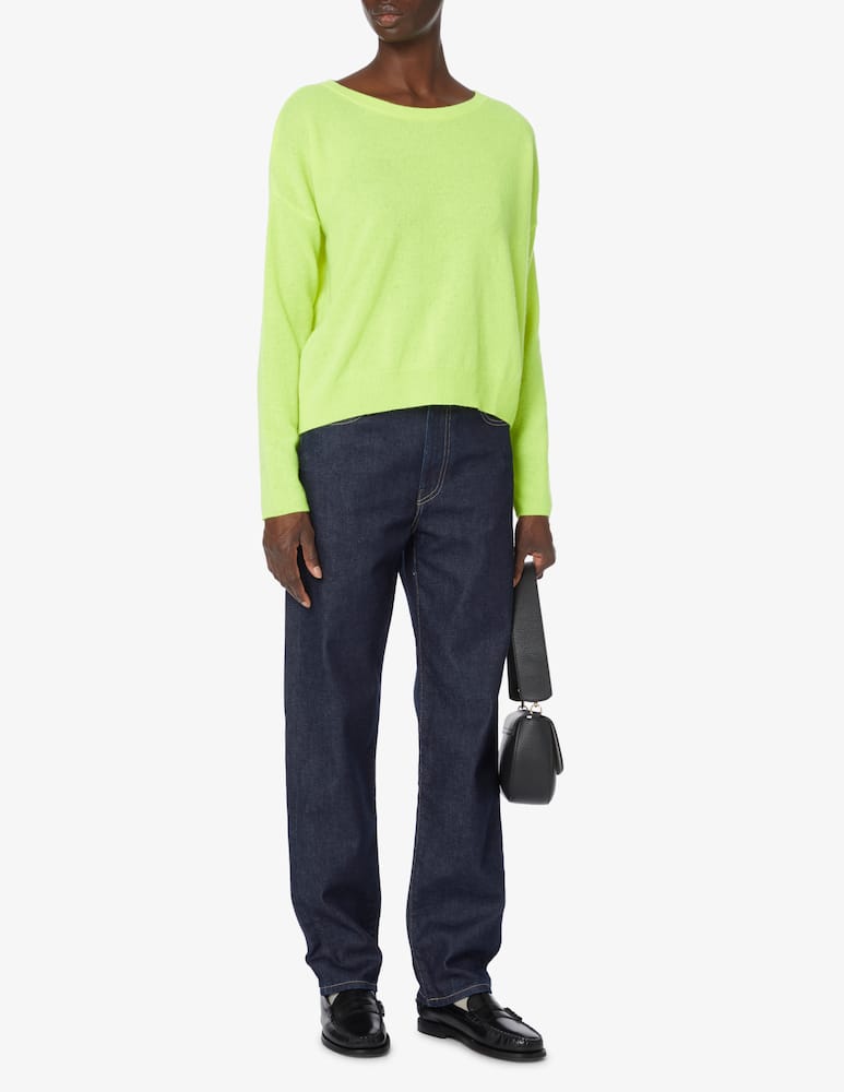 Brodie Cashmere Boat neck sweater - Green - picture 2 Brodie Cashmere Boat neck sweater - Green - picture 2