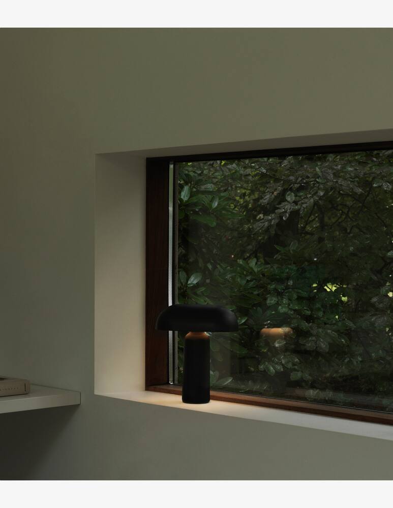 rinascente Normann Copenhagen Porta Lampada Da Tavolo Nero