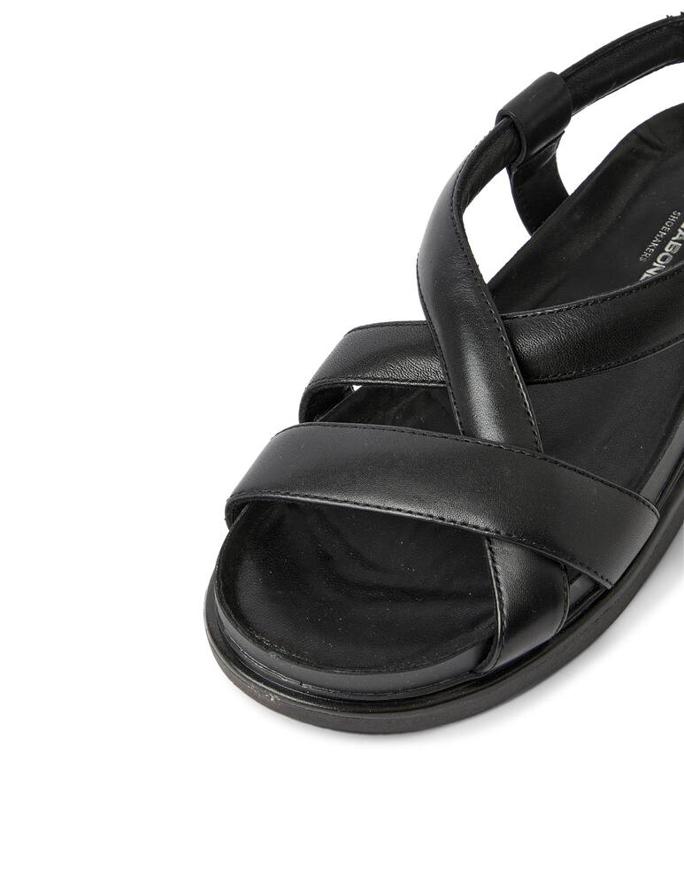 rinascente Vagabond Shoemakers Erin leather sandals